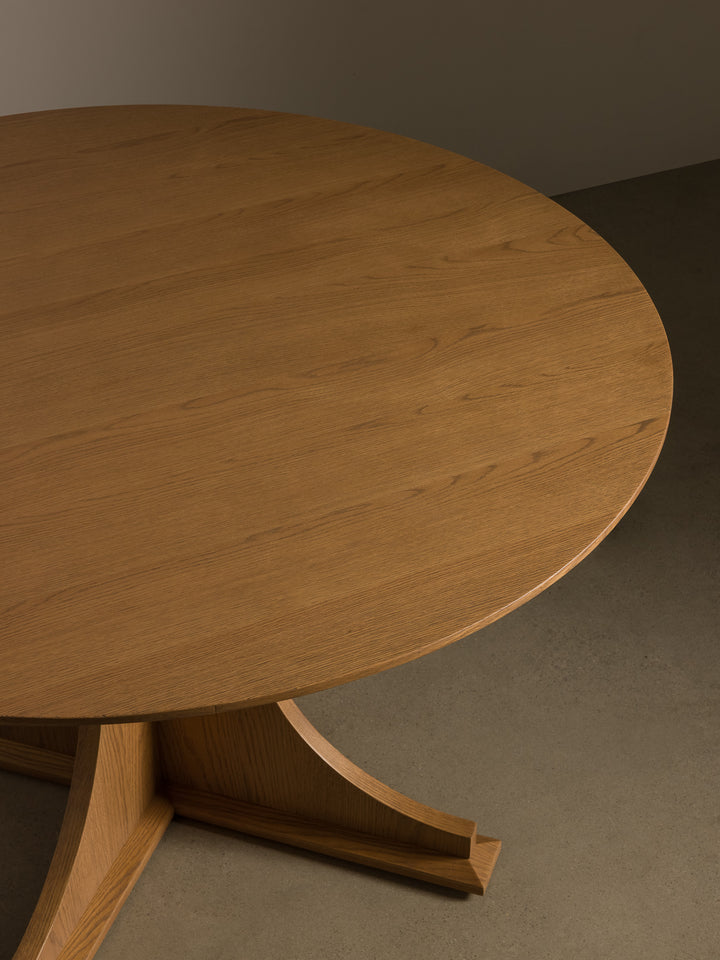 Camille Dining Table Oak