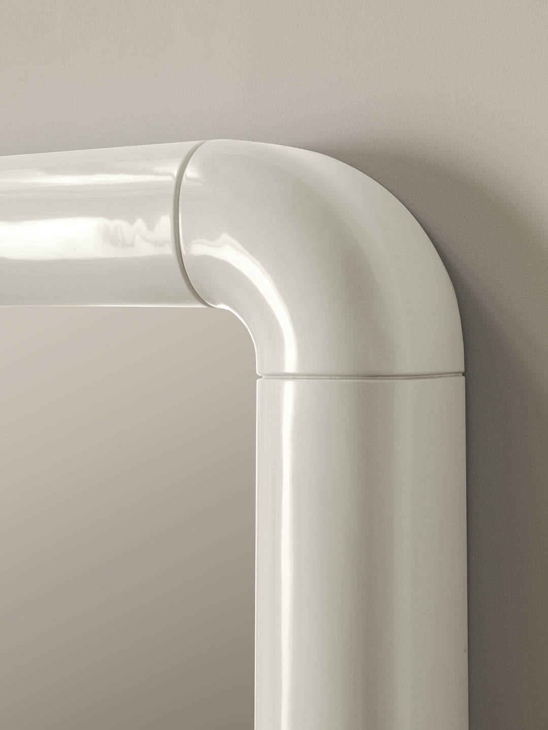 Dora Gloss Mirror