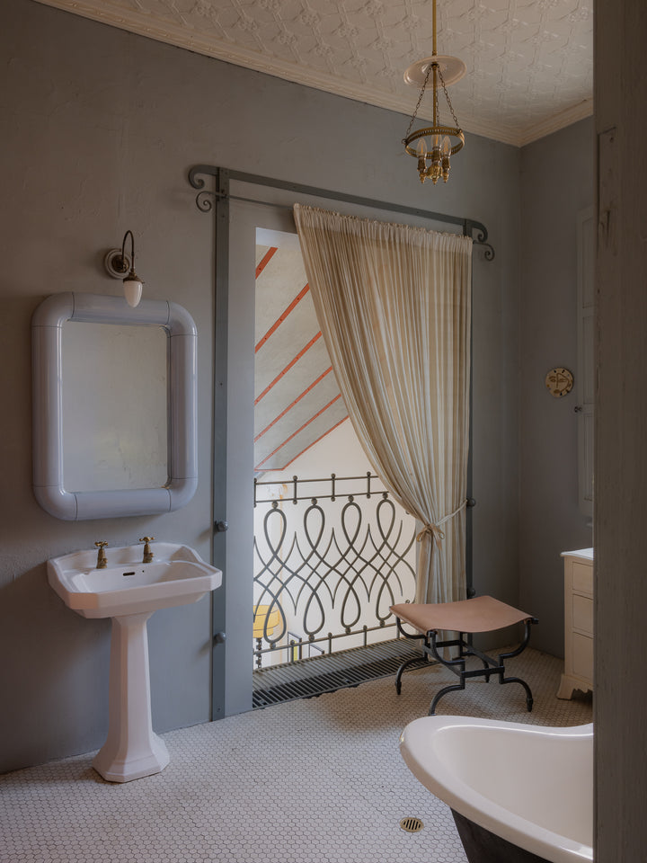 Dora Gloss Mirror