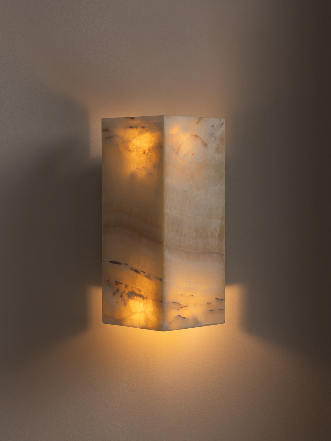Maisy Wall Light