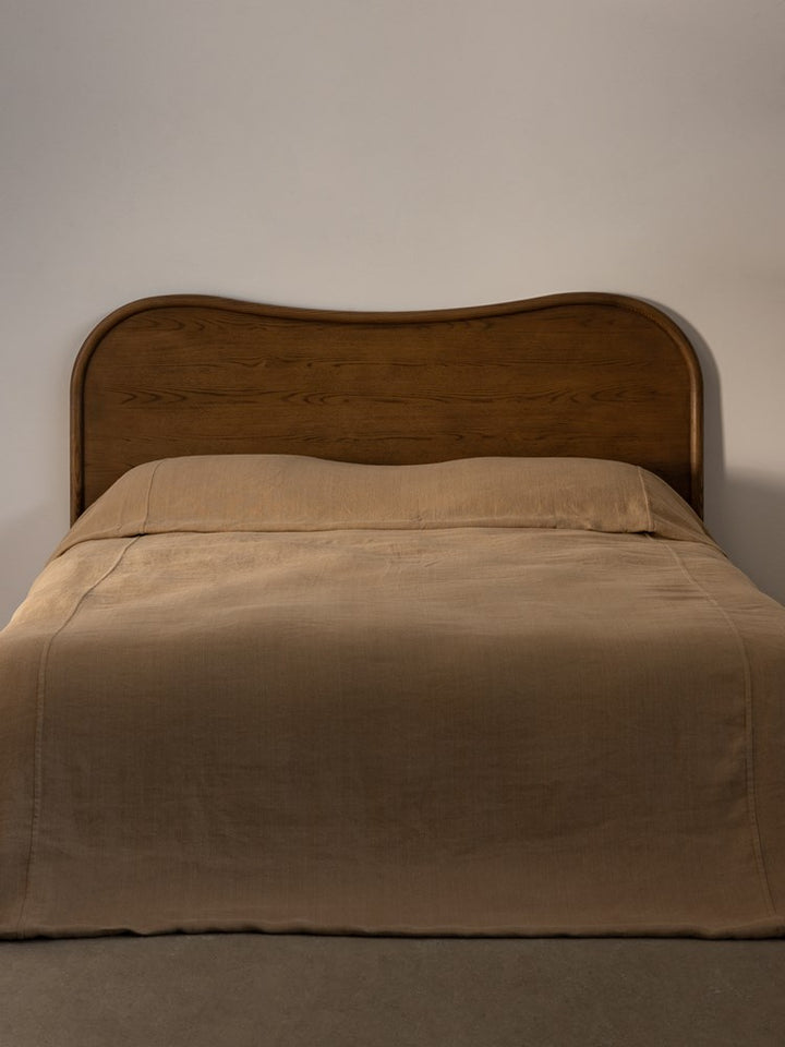 Remy Bedhead Saddle